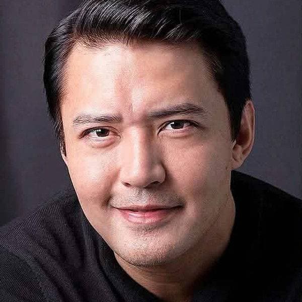 Mark Anthony Fernandez