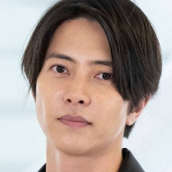 Tomohisa Yamashita