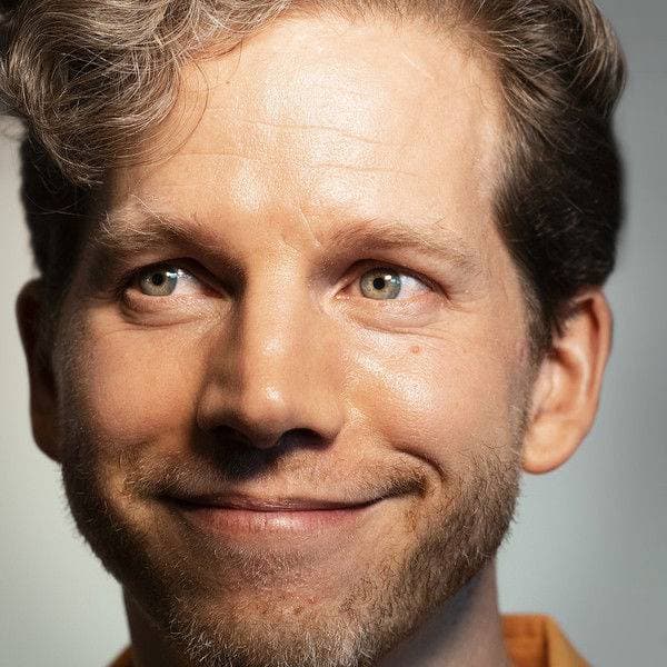 Stark Sands